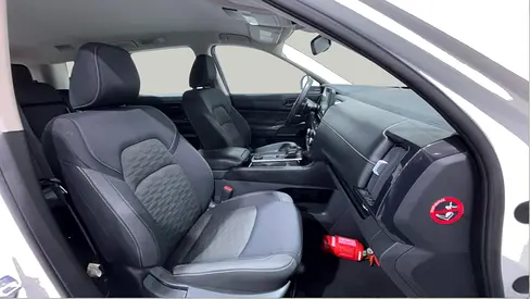2023 Nissan PATHFINDER photo 6