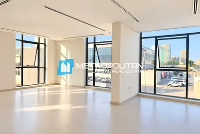 Prime Location | Commercial Villa | 5 BR w/ Maids