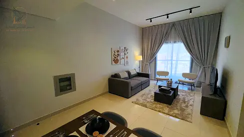 شقة مفروشة أول ساكن غرفة وصالة للإيجار الشهري في شارع الكويت عجمان شامل الفواتير بناية جديدة موقع ممتاز جد بالقرب من جميع الخدمات سهل المخرج