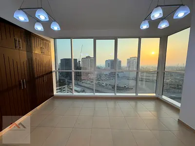 Charming 2 BR i: One Month Free & Chiller Free | Parking Free