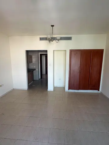 Spacious -Balcony-Maintained- Genuine Deal