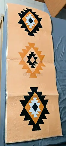 Flatweave geometric tribal runner rug - light peach, 3-panel style