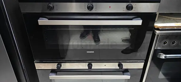 Siemens brand Built-in electric oven 90cm