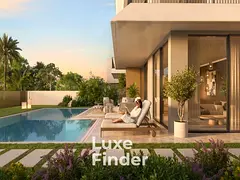 On the Golf Course | End Unit | Huge plot
