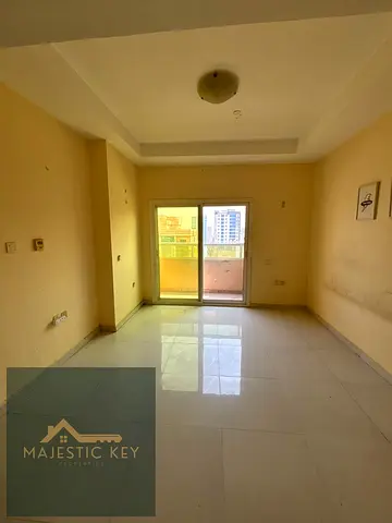 BIGGEST APARTMENT!!2BHK APARTMENT WITH BALCONY AND CENTRALISED AC AND CENTRALISED GAS JUST IN 38k