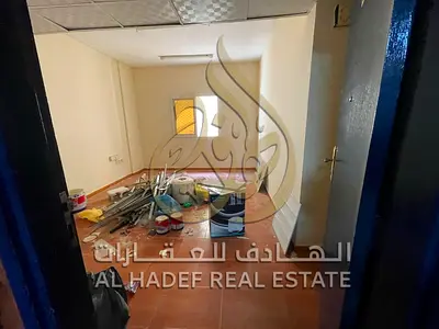 أجمل وأنسب سعر شقة غرفتين وصالة في النباعة، مع تكييف وغاز مركزي، ونوافذ بإطلالة مفتوحة، وموزّع بين الغرف .