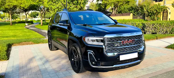 2022 GMC Acadia AT4 in Excellent Condition