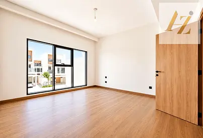 Unfurnished | Ready to Move | Huge Layout