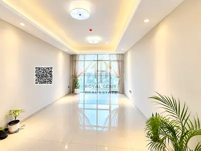 Elegant 1 BR Apartment | Open City Views | Excellent Amenities & Covered Parking.