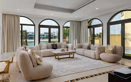 Maison Privee - Classic Beachfront Villa w/ Pool on Palm Jumeirah
