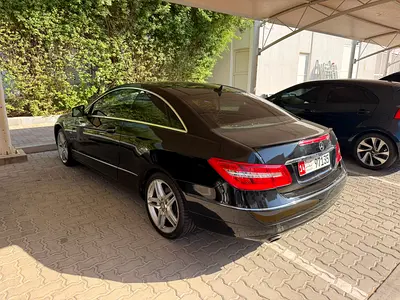 2012 Mercedes-BENZ E-CLASS 照片 1
