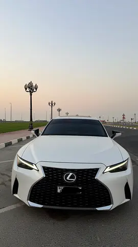 Lexus is 300 2024 GCC Specs