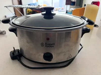 Russell Hobbs Slow Cooker / Crockpot - 3.5L (Used)