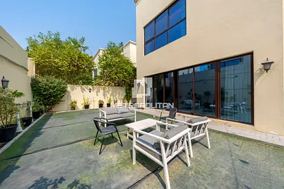 Stand-Alone | Landscaped Garden | Ready in Dec