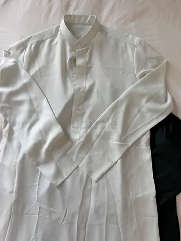 5 Brand New Men’s Kanduras – Tailor Made – Size M