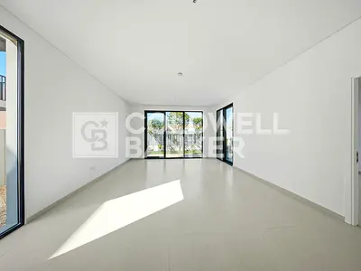 Landscaped | Close to Park | End Corner