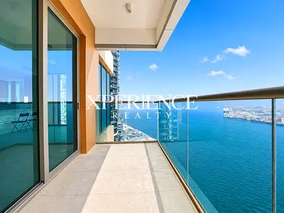 CONTEMPORARY WATERFRONT | SEA VIEW | SPACIOUS LAYOUT