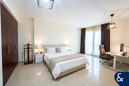 Sea View | Vacant | Exclusive | Mid Floor