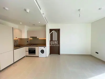 Higher Floor - 2 Bed Room - Close to School & Mall