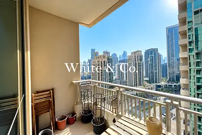 UNFURNISHED | MID FLOOR | FANTASTIC VIEW
