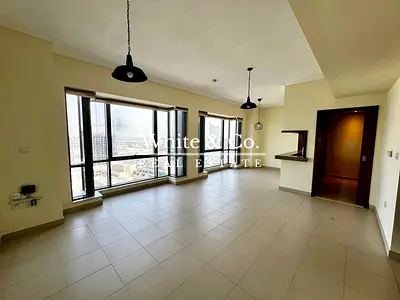 Unfurnished | Spacious | Wrapped Kitchen