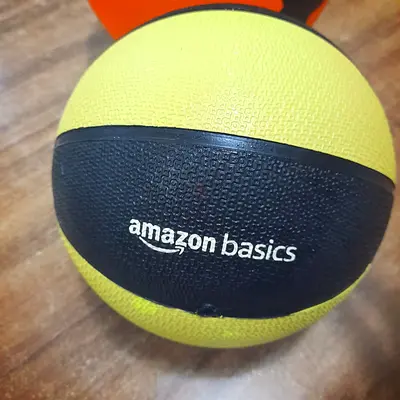 12LB & 6LB Medicine Balls