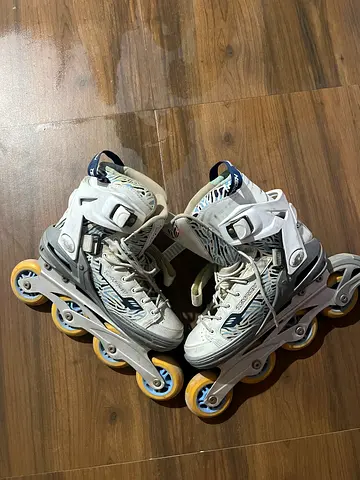 Rollerblades + Oxelo Protection Gear – Used