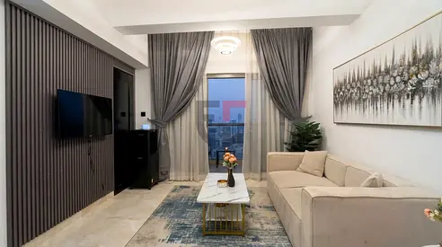 Fully Furnished | 1BHK in Escan Tower | Vacant