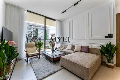 BRAND NEW / FULLY FURNISHED / DISTANT SEA VIEW