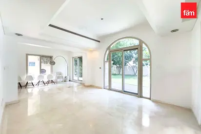 Upgraded | Exquisite| Swimming Poool | Single Row