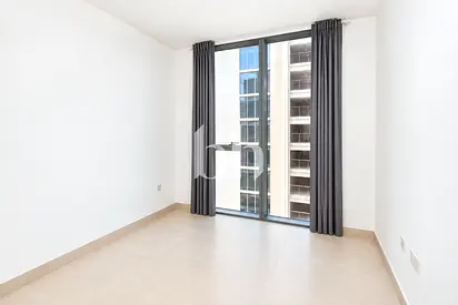 Bright Unit | Beach Access | Vacant November