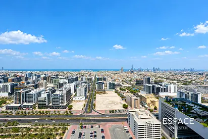 High Floor | Ready to Move | Furnished