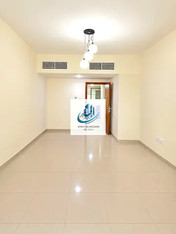 YEARLY BASIS 1BHK PARKING FREE HUGE SIZE CLOSE HALL 2 BATHROOMS 6CHQ PAYMENT AL NAHDA SHARJAH