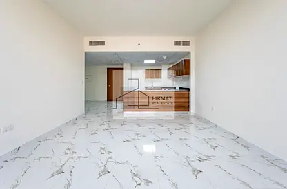 Amazing Spacious 2 Bedroom l Al Hamra Village