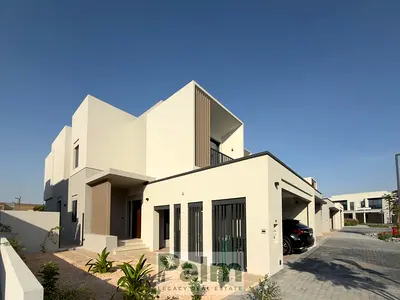 TYPE A | CORNER UNIT | SINGLE ROW | UPGRADED | VASTU COMPLIANT