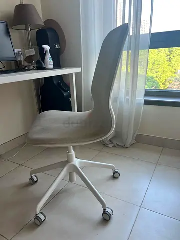 IKEA Beige swivel office chair - great condition