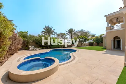 Vacant | Private Pool | Landscaped Garden