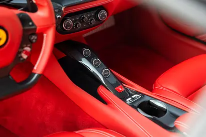 صورة مصغرة 18 لـ 2014 Ferrari F12 BERLINETTA