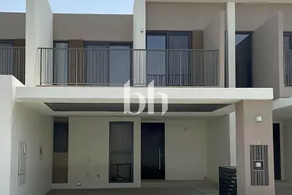 Single Row | Boulevard View | Unfurnished