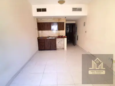wow looking like a beautiful studio apartment neat and clean family building just in 20k