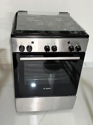 Bosch gas cooker for sell 60×60cm 💯 good working