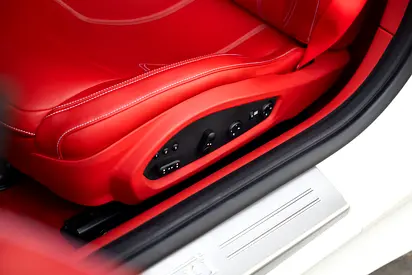 صورة مصغرة 16 لـ 2014 Ferrari F12 BERLINETTA