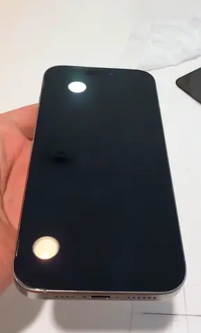 iPhone with flat edges - good condition, unlocked