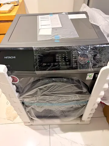 Hitachi front load washing machine - like new, still in packaging
