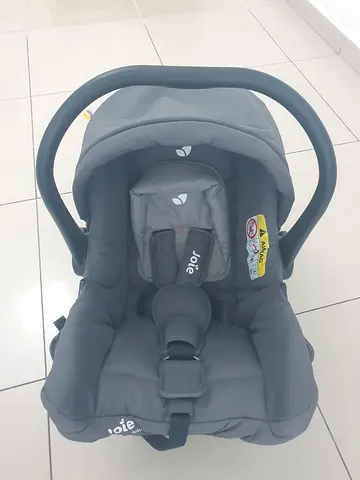 Joie Infant Car Seat (rear-facing) - good condition
