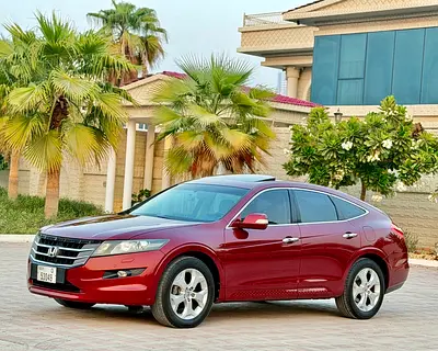 2013 HONDA CROSSTOUR 4WD 3.5L V6 GCC SPECIFICATION FULL OPTION IN EXCELLENT CONDITION