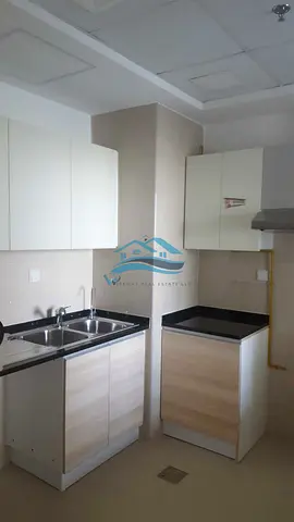 FREEHOLD DUPLEX | 3 BED + MAID | HIGH CEILING | PRIME LOCATION
