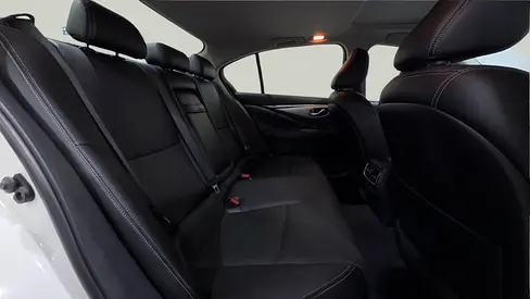 صورة 10 لـ 2024 Infiniti Q50