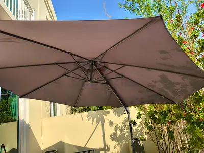 Outdoor parasol/umbrella
