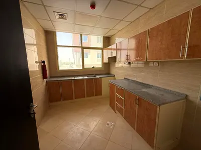 🏠 للإيجار السنوي | الجرف 2 – عجمان
✨ غرفتين وصالة
🚿 2 حمام
📍 قريب من محكمة عجمان، جامعة عجمان، المدارس وجميع الخدمات
💰 35,000 درهم سنوياً فقط
🏢 اربع دفعات 
تامين 1500 كاش
📞 للحجز والتواصل